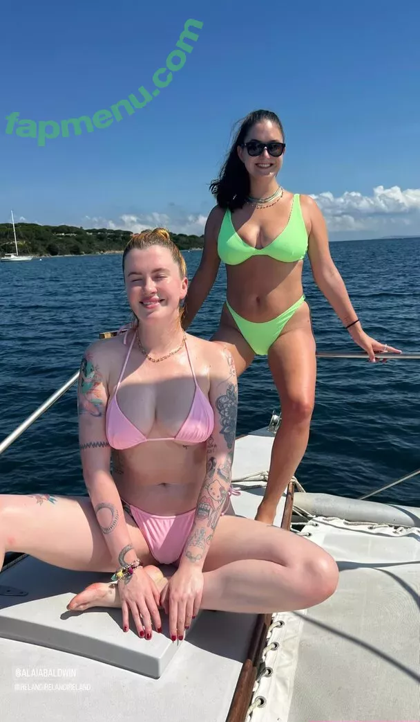 Ireland Baldwin nude photo #0107 (chloebaldwin... / irelandirelandireland)