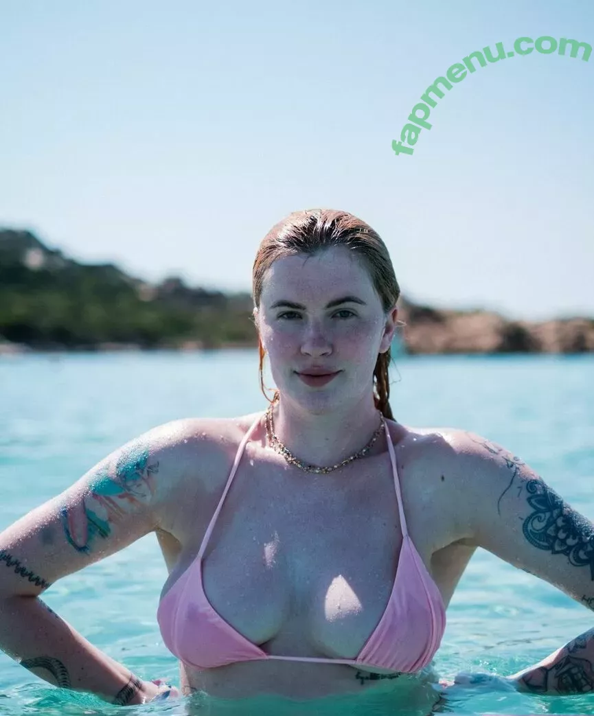 Ireland Baldwin nude photo #0109 (chloebaldwin... / irelandirelandireland)
