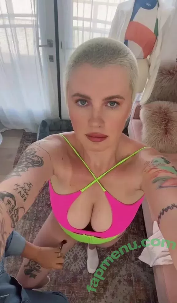 Ireland Baldwin nude photo #0129 (chloebaldwin... / irelandirelandireland)