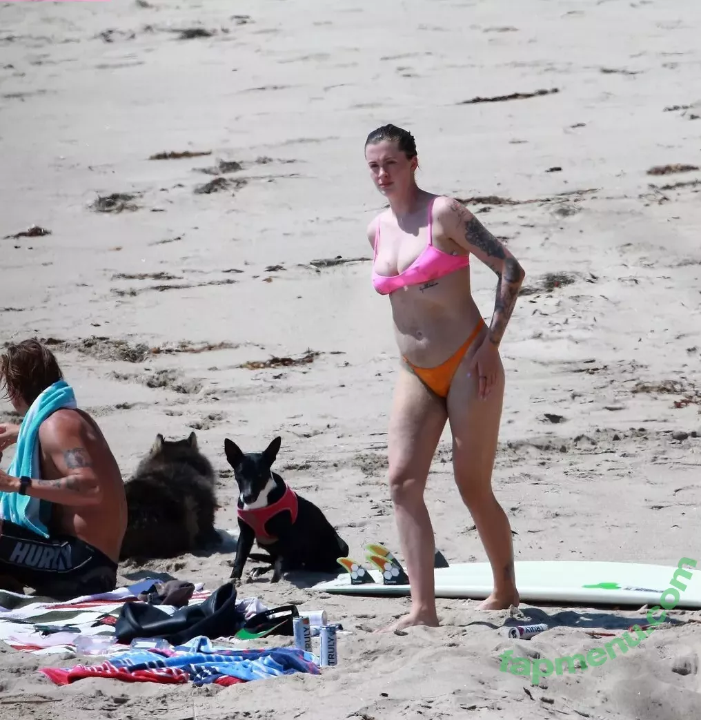 Ireland Baldwin nude photo #0135 (chloebaldwin... / irelandirelandireland)