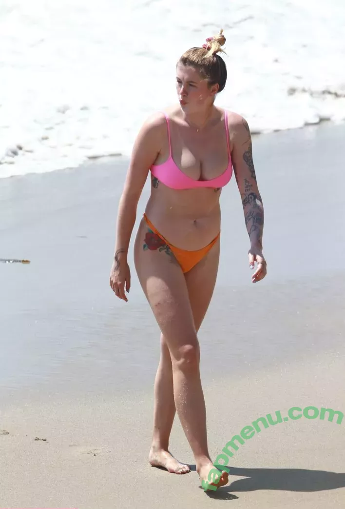Ireland Baldwin nude photo #0139 (chloebaldwin... / irelandirelandireland)