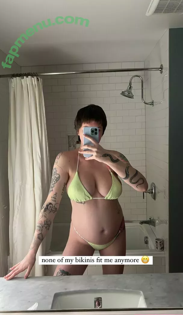 Ireland Baldwin nude photo #0163 (chloebaldwin... / irelandirelandireland)