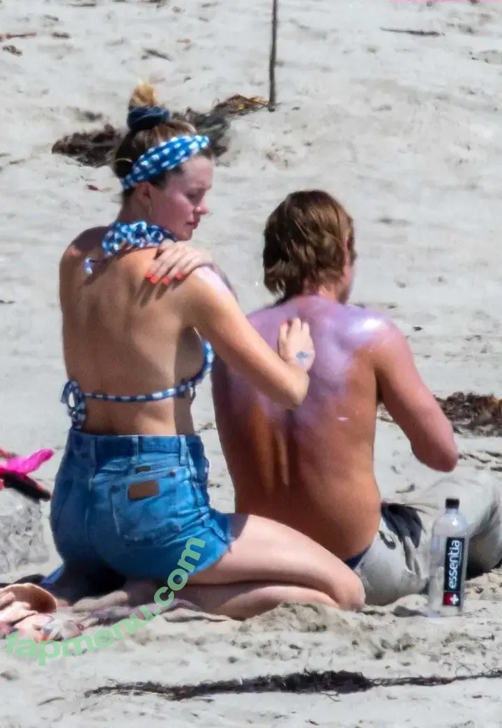 Ireland Baldwin nude photo #0581 (chloebaldwin... / irelandirelandireland)