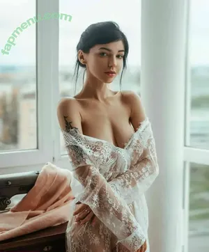  nude photo #0001
