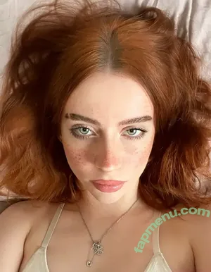 Irina Minkina / howeversnowy / rusian Billie eilish nude photo #0056