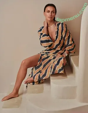 Irina Shayk / irinashayk / theirishayk nude photo #1981