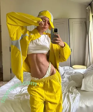 Iris Law / icelandicgirl69 / lirisaw nude photo #0288