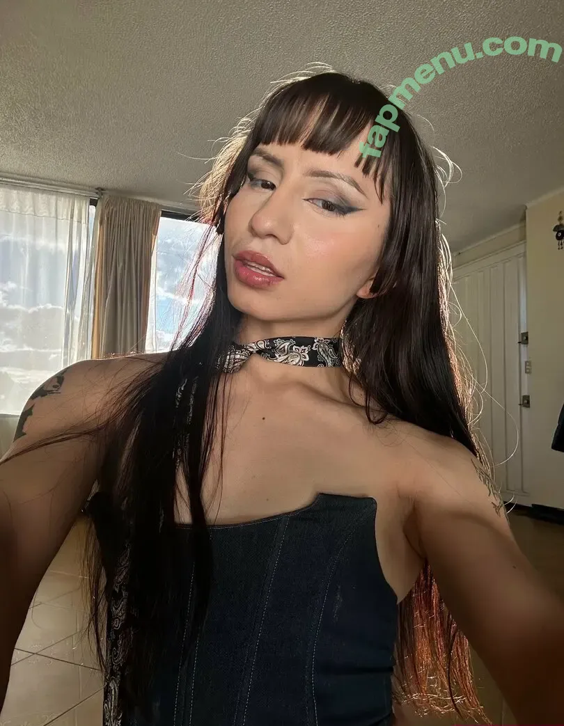 irisdolll nude photo #0064 (irisdollarbillyall)