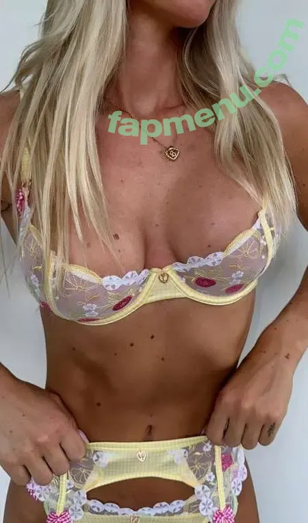 Isabel Ditlevsen nude photo #0011 (Isabelditlevsen)