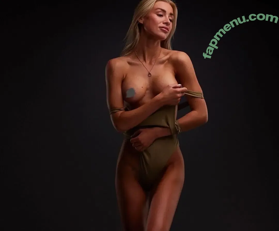 Isabel Ditlevsen nude photo #0220 (Isabelditlevsen)