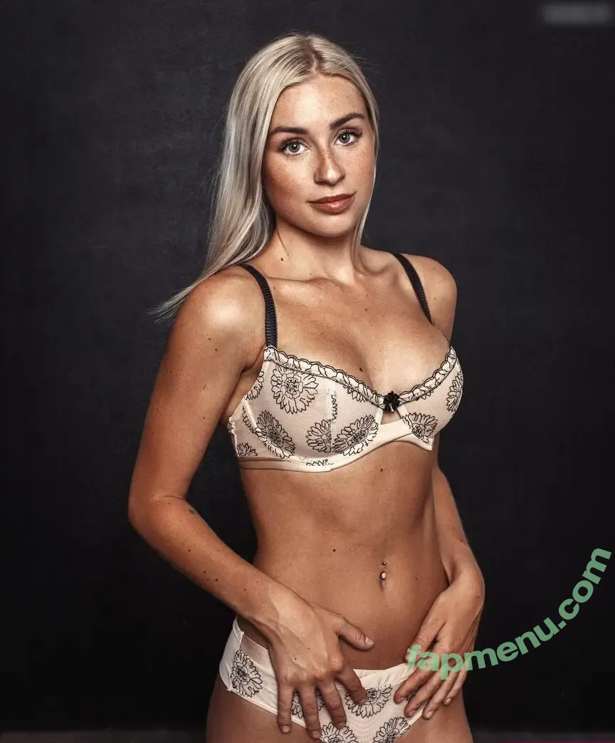 Isabel Ditlevsen nude photo #0231 (Isabelditlevsen)