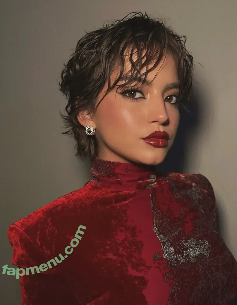 Isabela Merced nude photo #1621 (isabelamerced)
