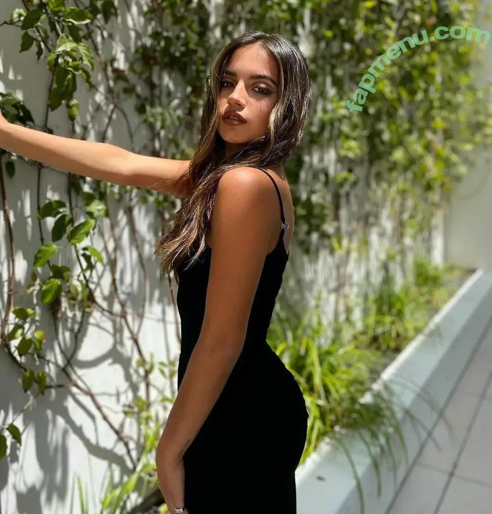 Isabela Merced nude photo #1639 (isabelamerced)