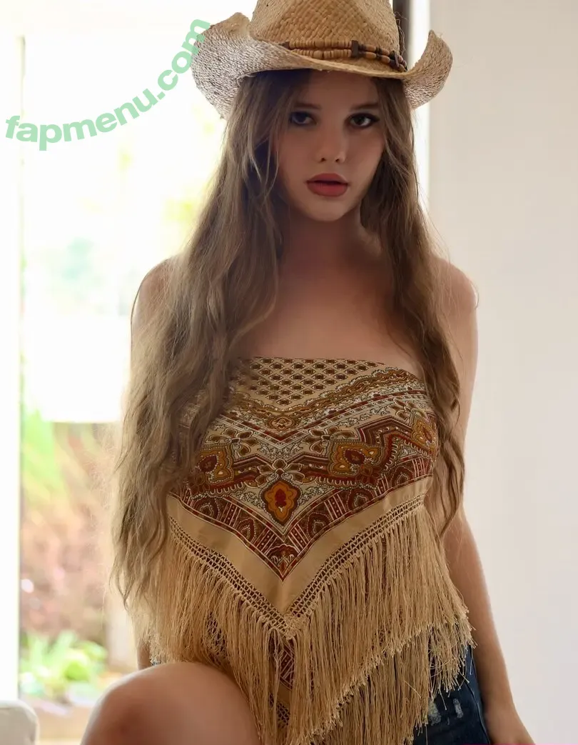 Isabella Ardley nude photo #0079 (isabella.110022)