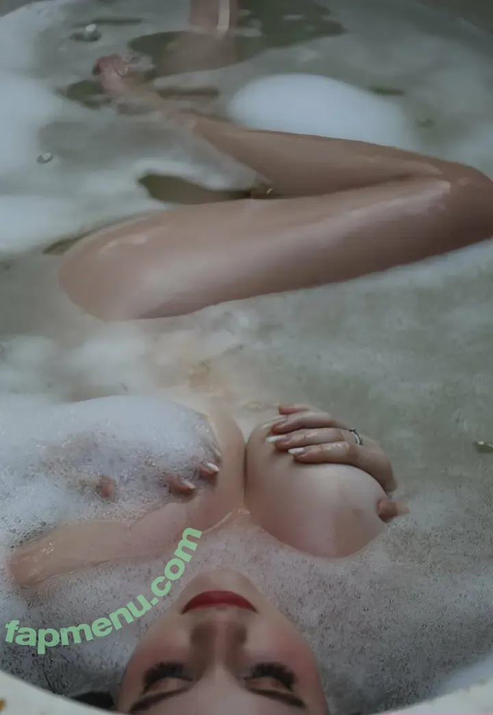 Isabella Ardley nude photo #0127 (isabella.110022)