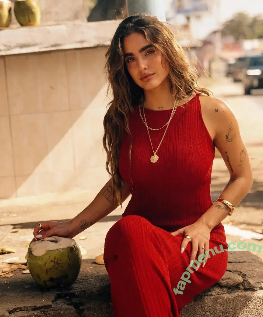 Isabella Lader nude photo #0004 (Isabella Lader)