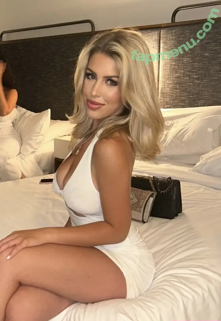 Isabella Maria DeLuca nude photo #0028 (isabellamdeluca)
