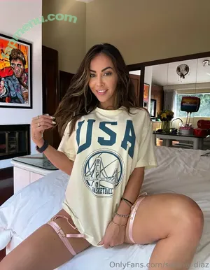 isabellahartvip / imisabellahart nude photo #0003