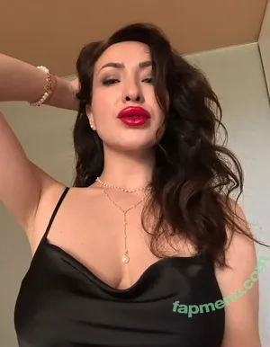 isabellenollanvip / bellamolony nude photo #0032
