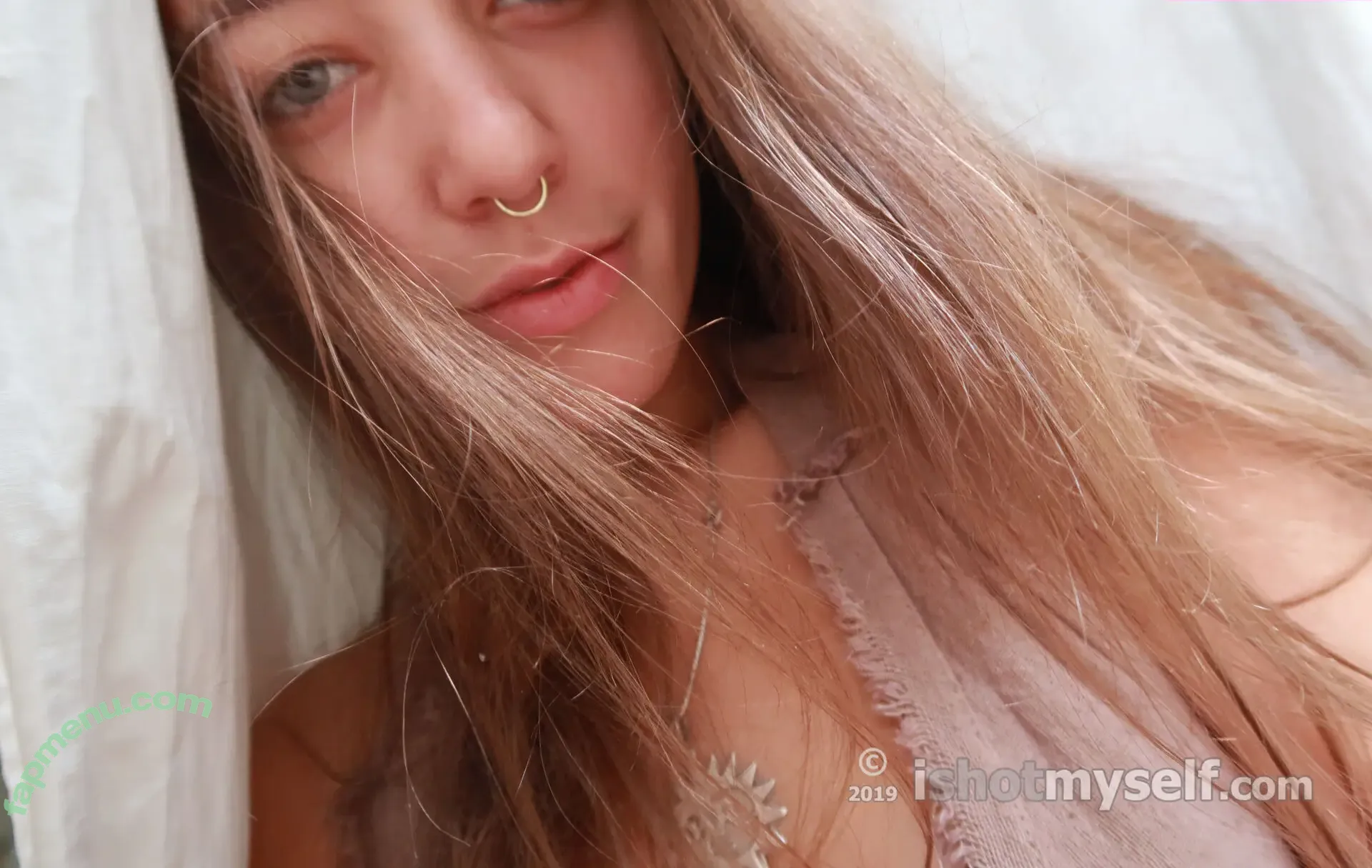 IShotMyself nude photo #0001 (ISM)