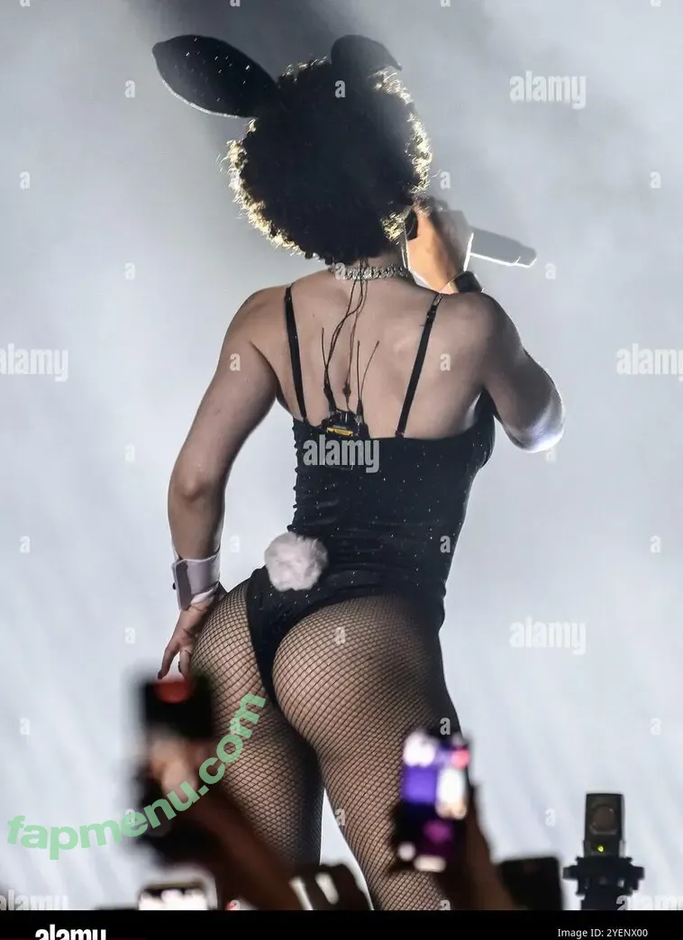 Isis Naija Gaston nude photo #0003 (Isis Naija Gaston)