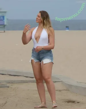Iskra Lawrence / iskra nude photo #0838