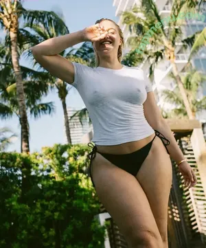 Iskra Lawrence / iskra nude photo #0858