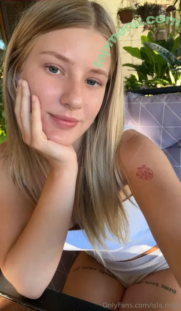 isla.mae nude photo #0022 (isla_mae_music)