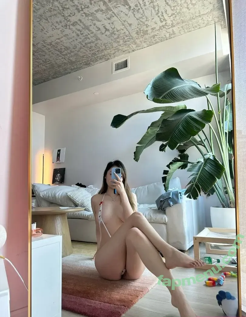 issfanfan nude photo #0022 (issfanfan)