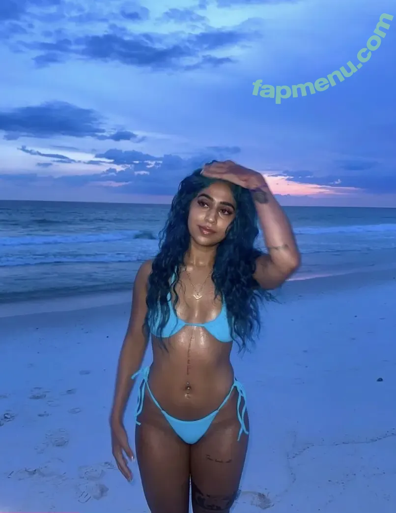 it.merr nude photo #0002 (DJ Merr / itmerr)