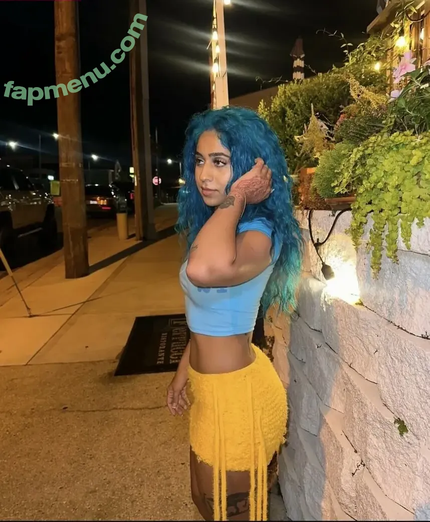 it.merr nude photo #0004 (DJ Merr / itmerr)