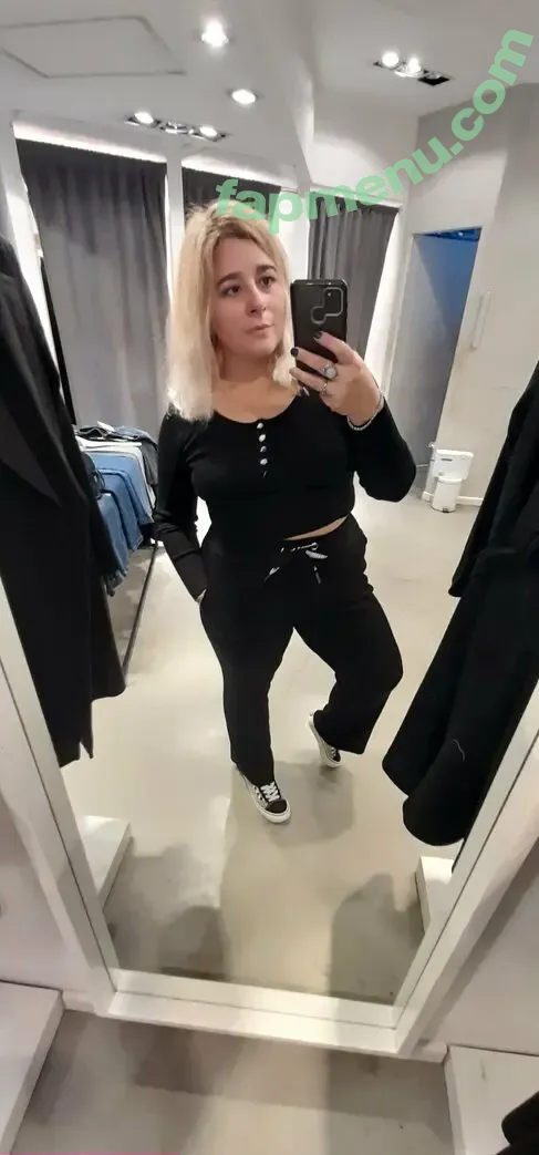 itatiponce nude photo #0007 (itatiponce)