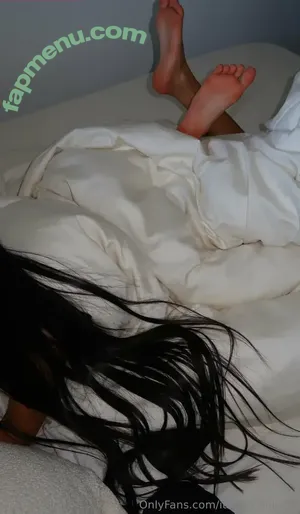 its_queenkylie / its_queenkylie1 nude photo #0009