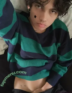 its.solo / itssoloyt nude photo #0005