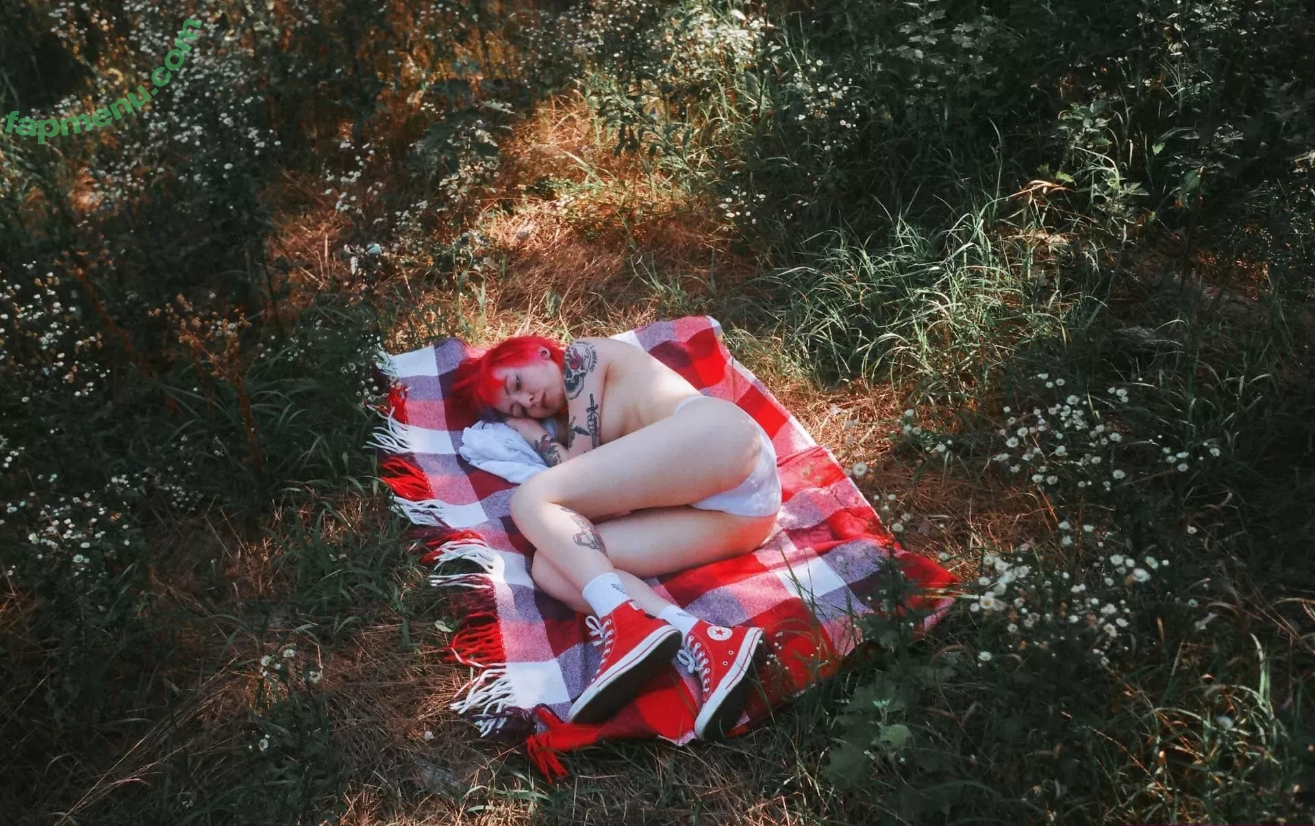 itsadeathwish nude photo #0126 (itsadeathwish)