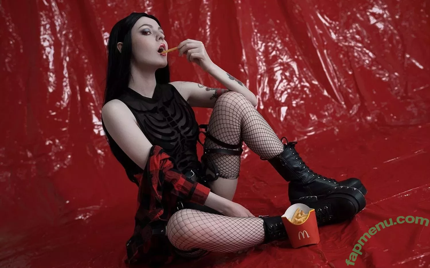 itsadeathwish nude photo #0132 (itsadeathwish)