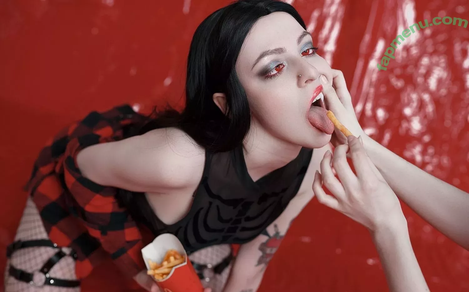 itsadeathwish nude photo #0139 (itsadeathwish)