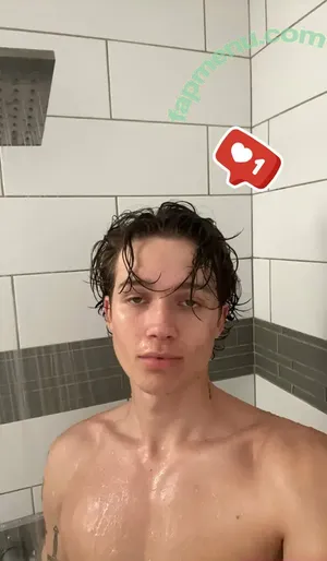  nude photo #0002