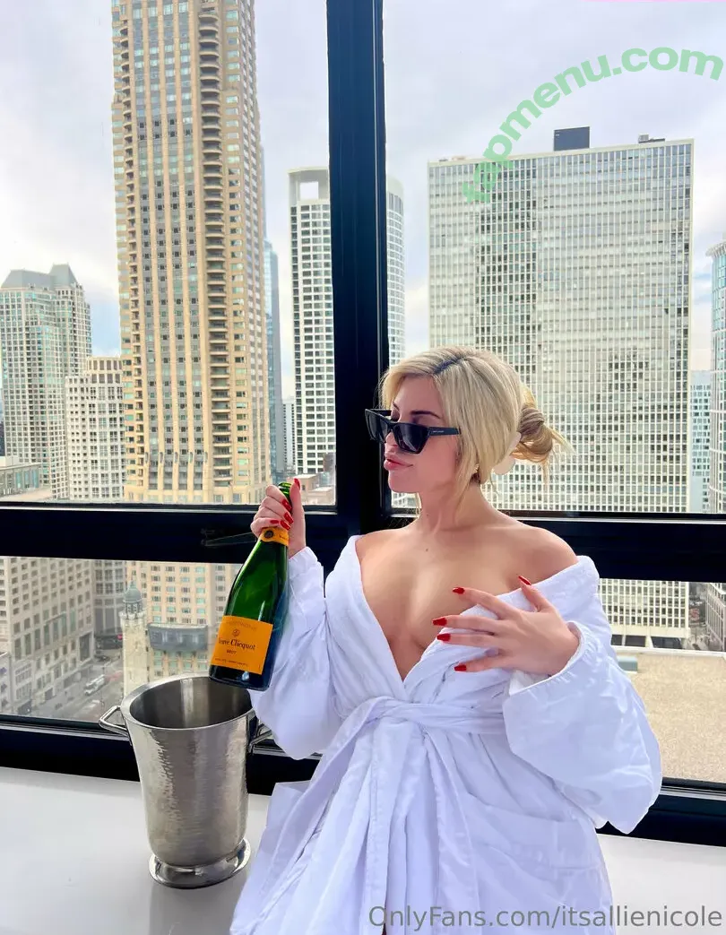 itsallienicole nude photo #0002 (itsallienicole)