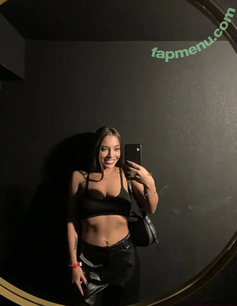 itsannabianchi nude photo #0003 (its_annabianchi)