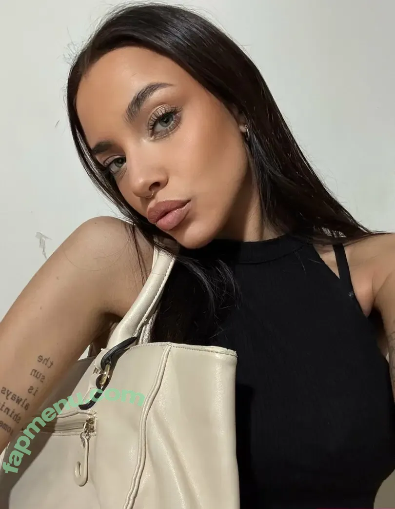 itsannabianchi nude photo #0011 (its_annabianchi)
