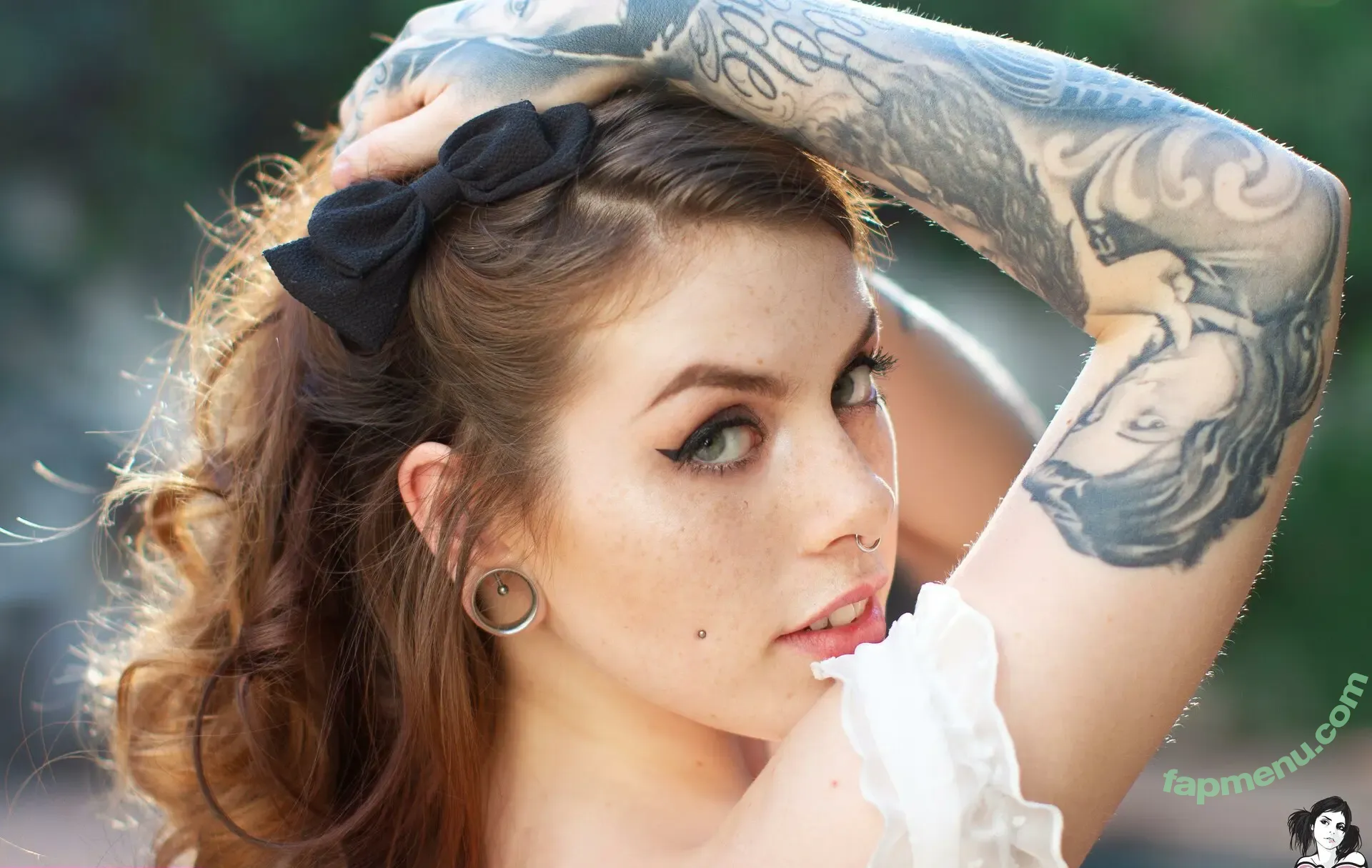 Itsbeadux nude photo #0202 (Itsbeadux)