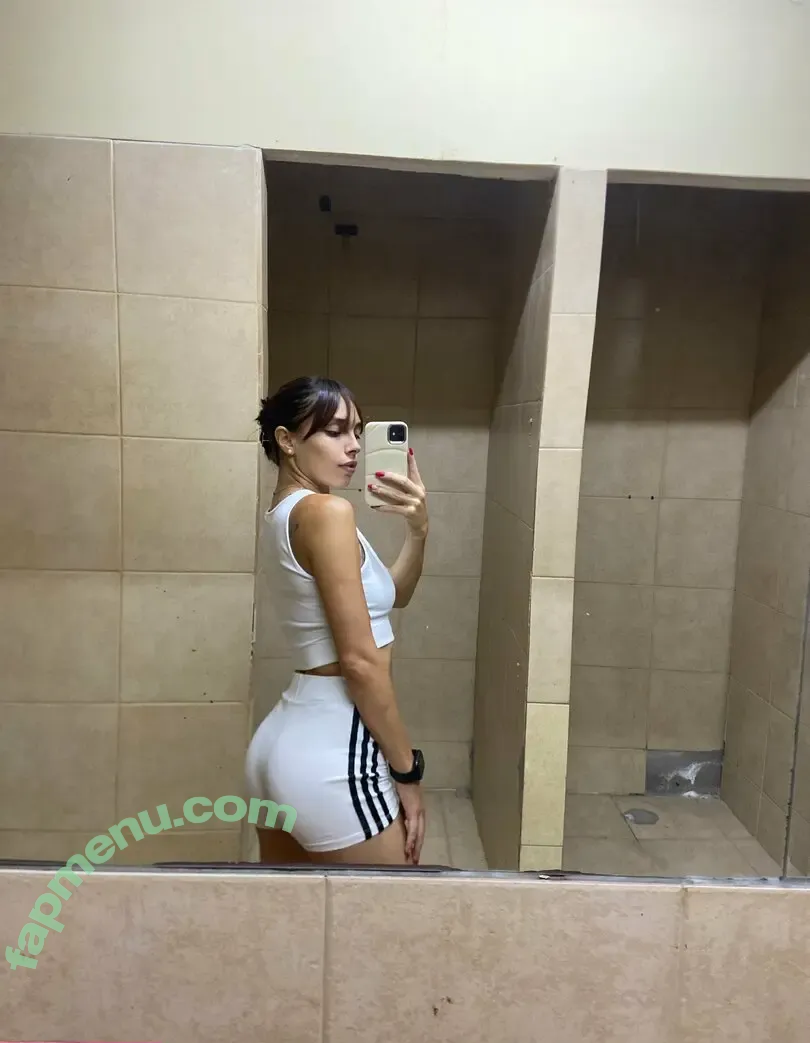 itscarlaaa nude photo #0006 (itscarlaaa_)
