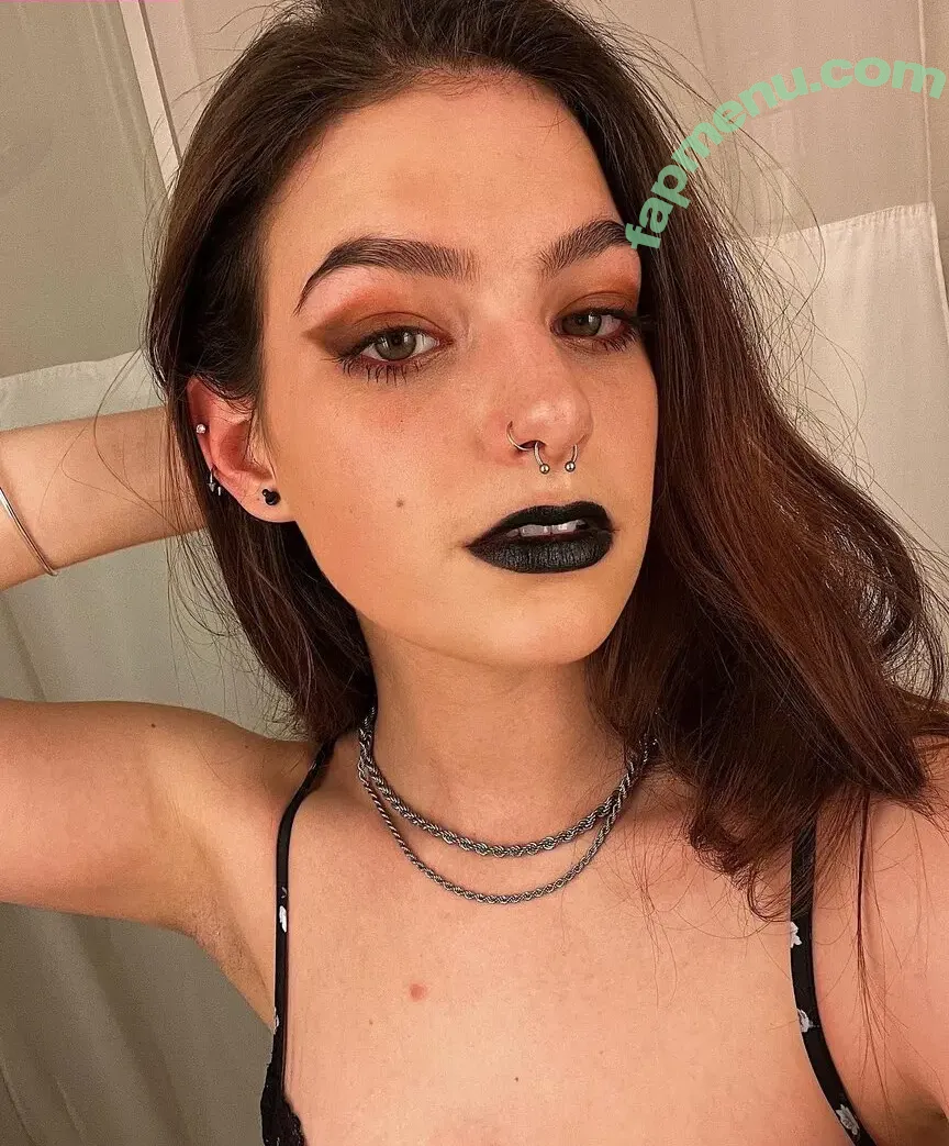 itsdarce nude photo #0002 (Darcy)