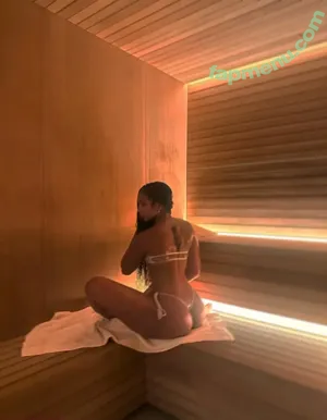  nude photo #0003