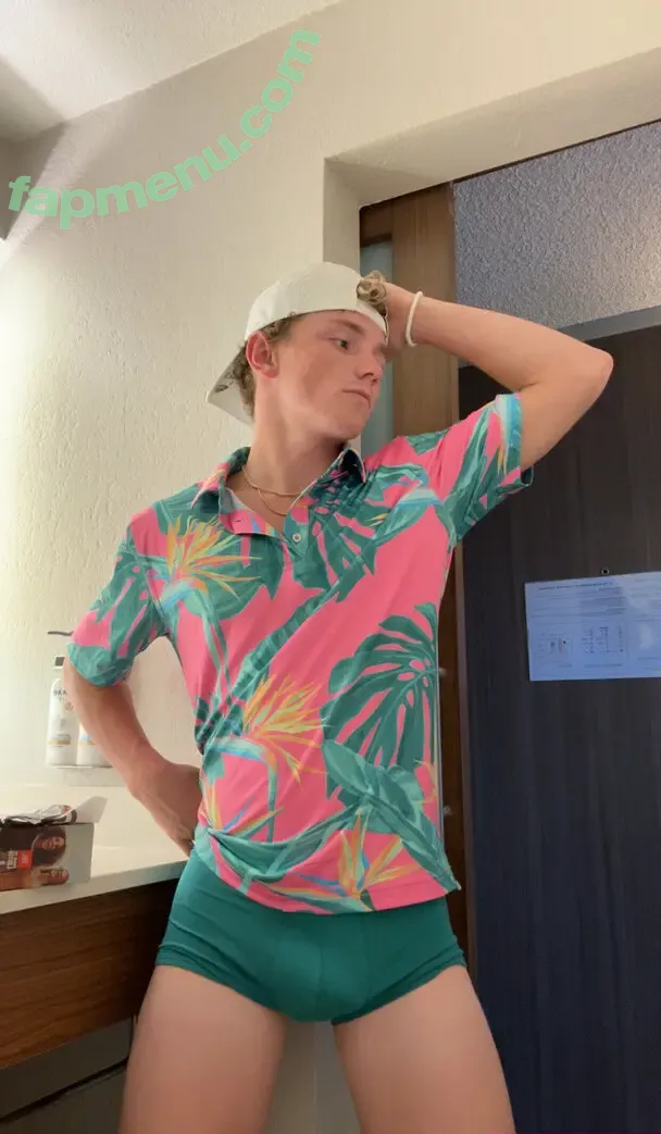 itsjacob2 nude photo #0008 (itsjacob2_)