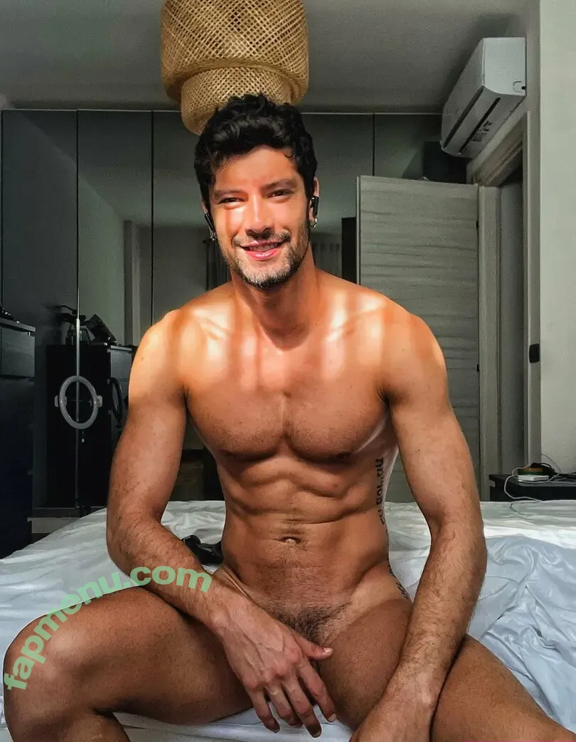 itsjhonmujica nude photo #0014 (itsjhonmujica)