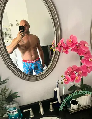 itsjohnnycartelxxx / its_johnnycartel nude photo #0005