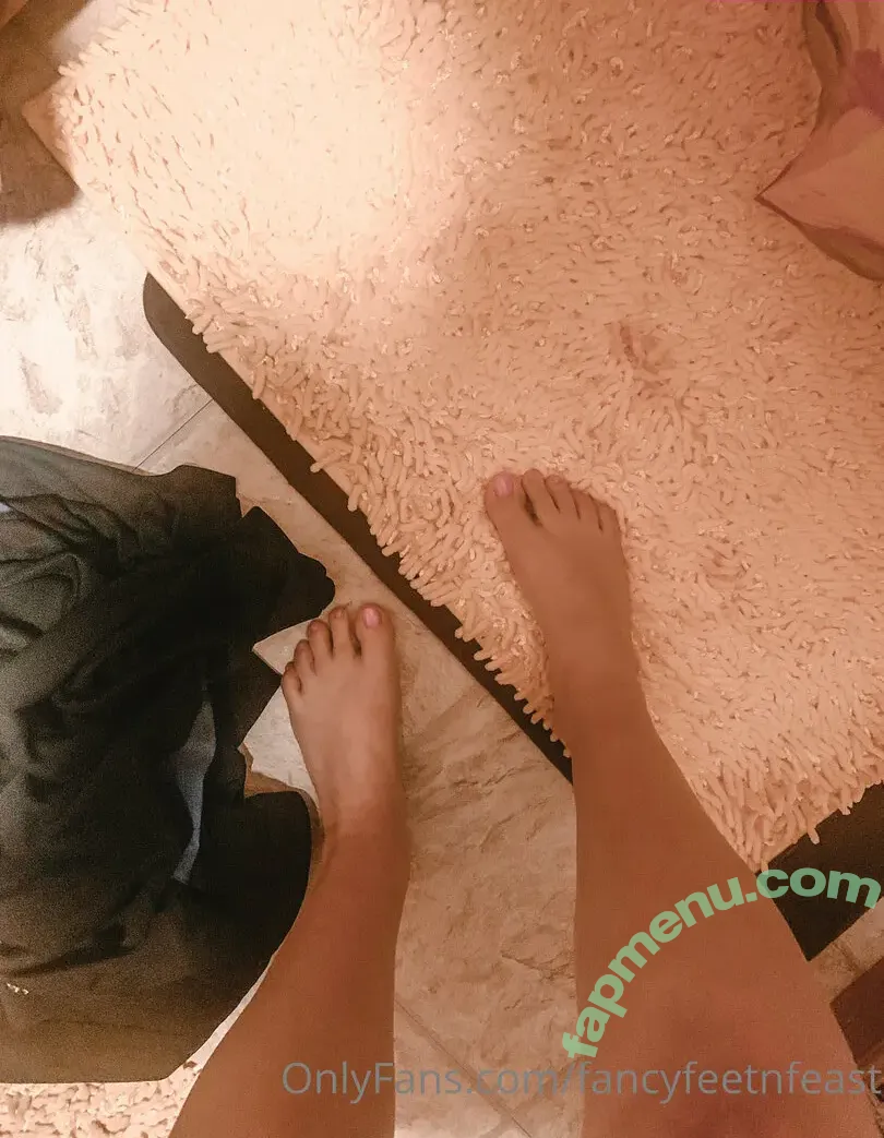 itsjustmellymel nude photo #0007 (its_justmelly_mel)