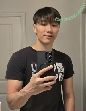 itsjustmeuwu / itsjustmewoo nude photo #0003